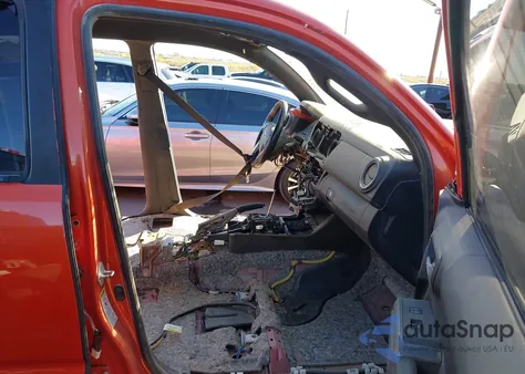 2017 Toyota Tacoma Trd Off Road из США, поврежденный, VIN 5TFCZ5AN4HX114872